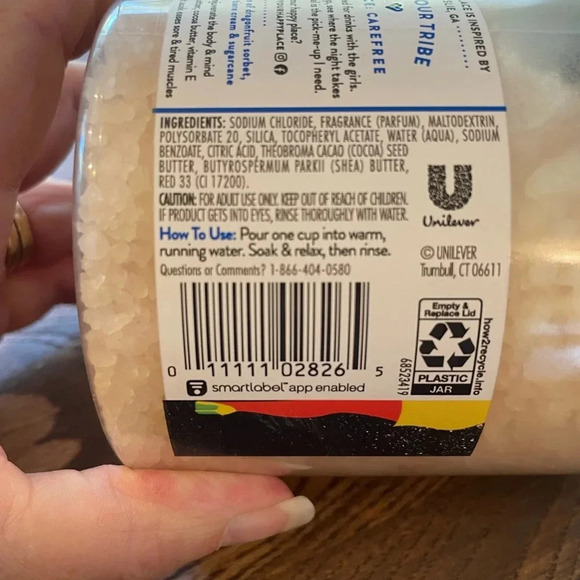 Find your Happy Place Girls Night Out Soaking Salts Tiare Flower & Sugarcane - Picture 5 of 5